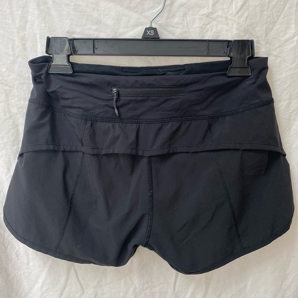 Lulu Lemon Speed Up Short 4”